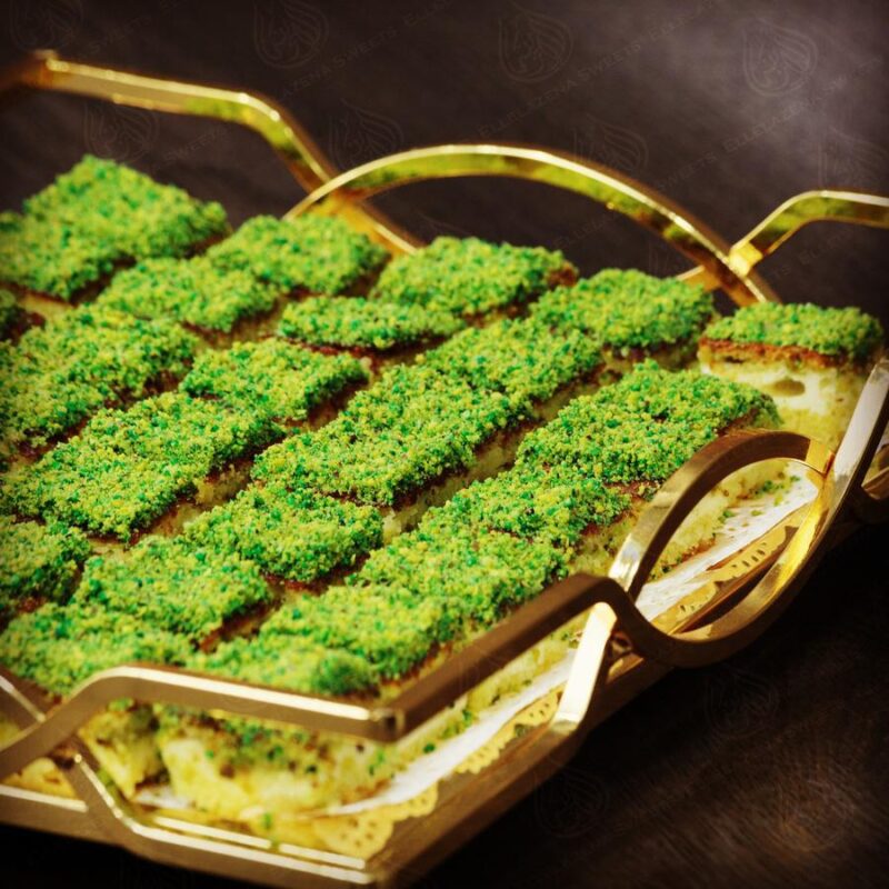 بسبوسة فستق بالقشطة