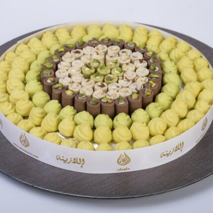 صحن معمول وغريبة