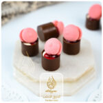 منى اتشيز كيك + اكواب غريبة +اكواب ماكرون